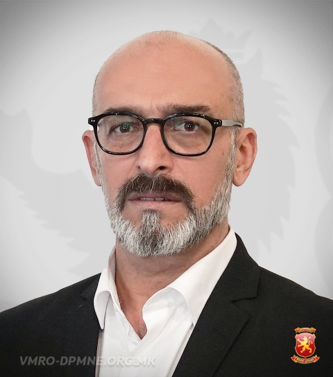 new-ik-toni.jpg