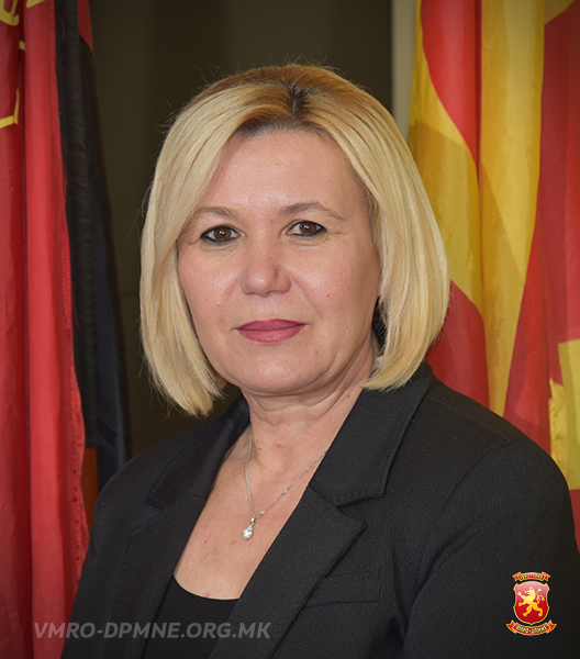 svetlana-karapetrova.jpg